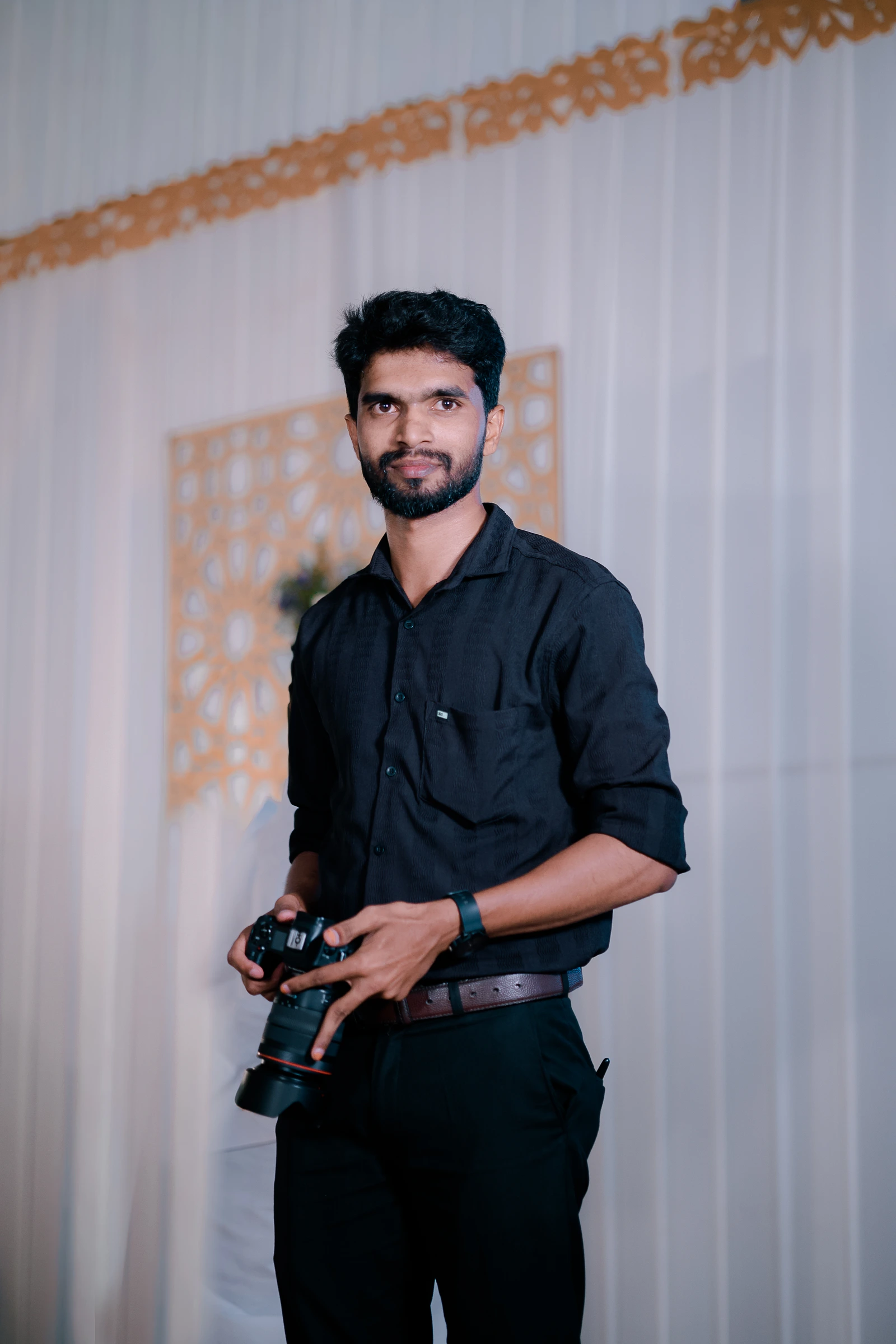 Gunasekaran, Senior Portrait Photographer, Traditional Cinematographer, Album Design Specialist at Dreams Infinite Photography