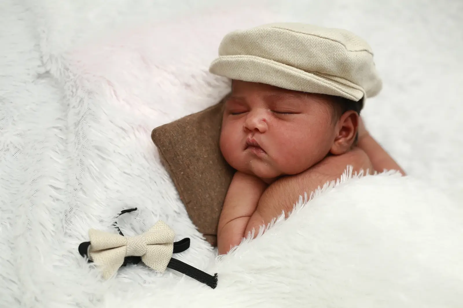Baby Photoshoot by Dreams Infinite Photography Palladam - Milestone props